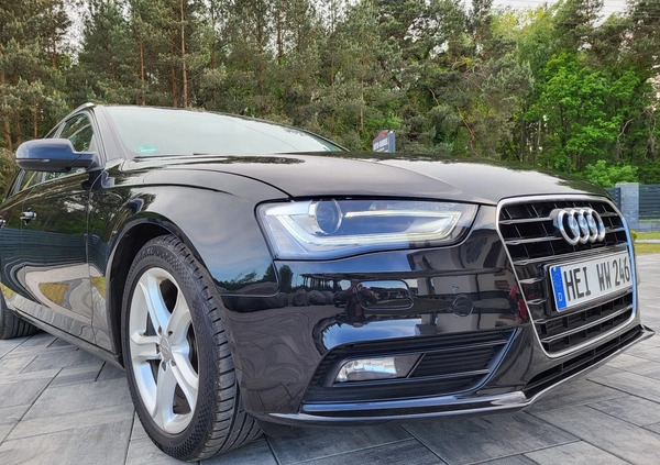 Audi A4 cena 49900 przebieg: 222000, rok produkcji 2012 z Strzyżów małe 631